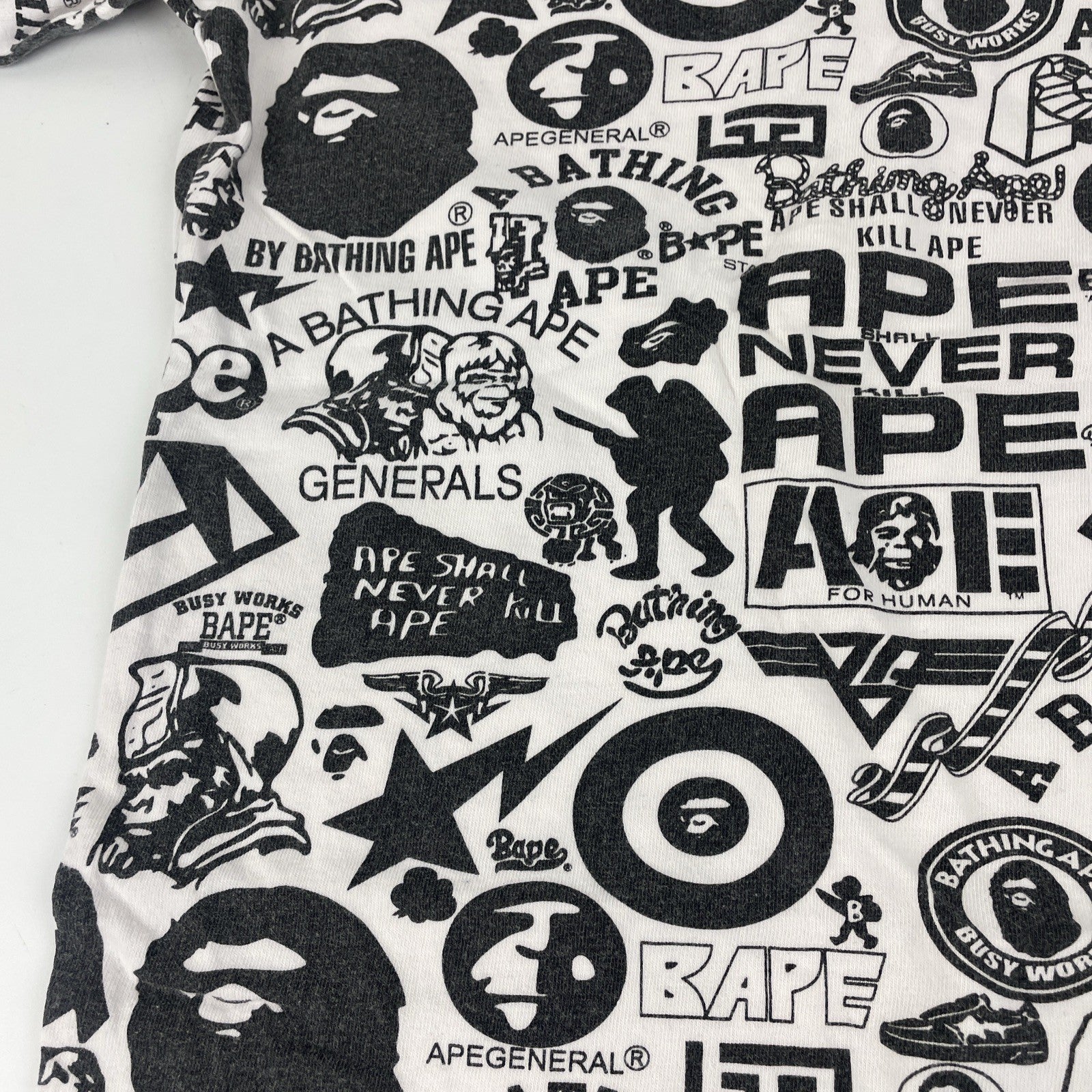 A Bathing Ape BAPE Men's All Over Graphic Logo Crew Neck Short Sleeve T-Shirt L