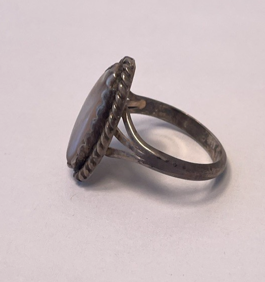 Vintage Navajo Native American Mother of Pearl 925 Sterling Silver Ring Size 14