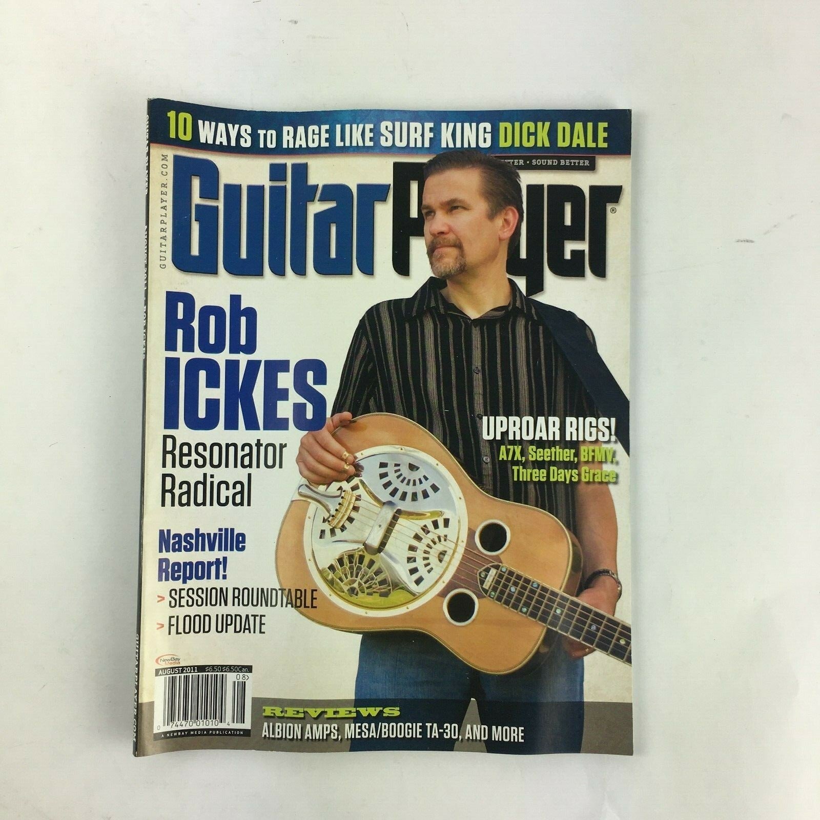 August 2011 Guitar Player Magazine Rob Ickes Nashville Report! Uproar Rigs! A7X