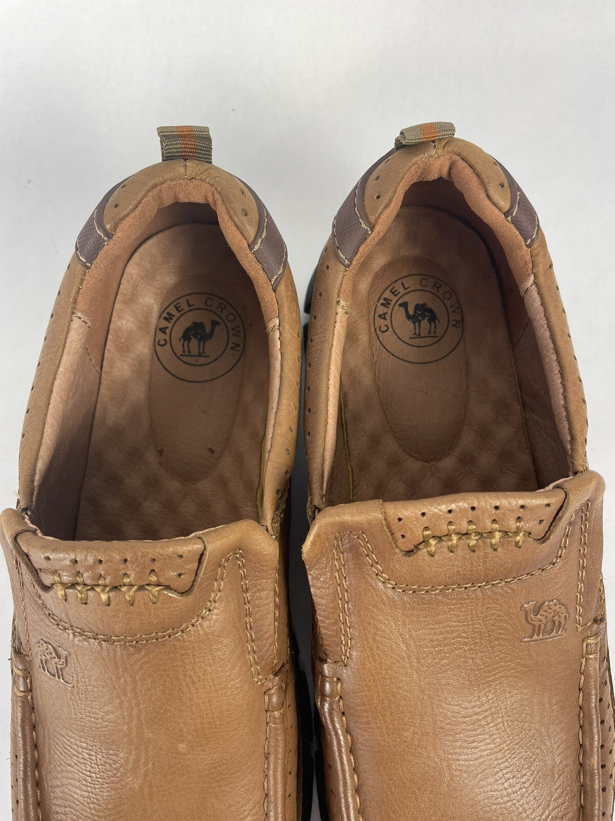 EUC Camel Crown Mens Leather Khaki Light Brown Loafers Shoes Size 11