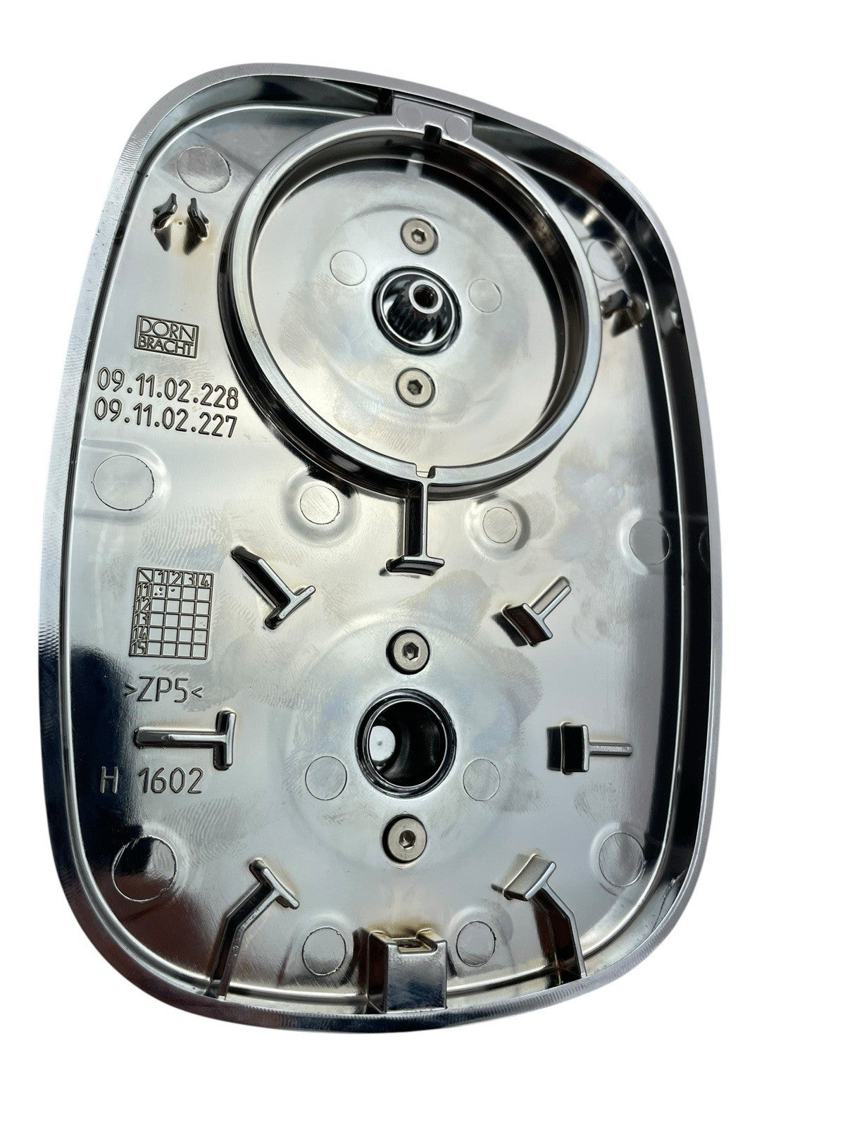 Dornbracht 36425670-080010 concealed thermostat trim platinum finish