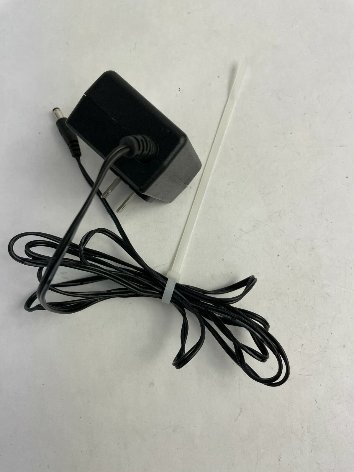Genuine Asian Power WA-24E12FU Ac Adapter Output 12V 2A Power Supply Adapter A74
