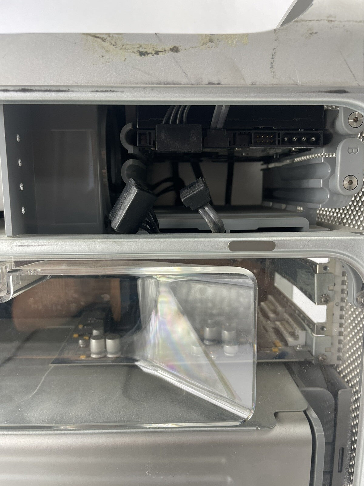Apple PowerMac G5 - A1047- Tower G5 2GHz NO RAM NO HDD Powers On Doesn't Boot