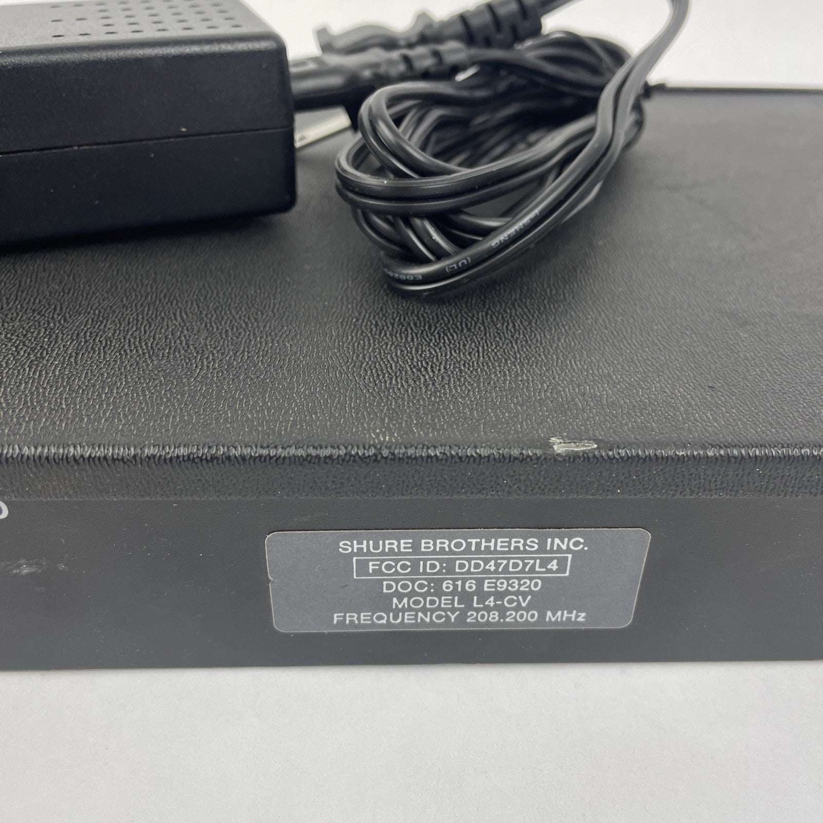 Shure Brothers L4-CV Marcad Diversity Wireless Receiver w/ Power Supply Rack Ear