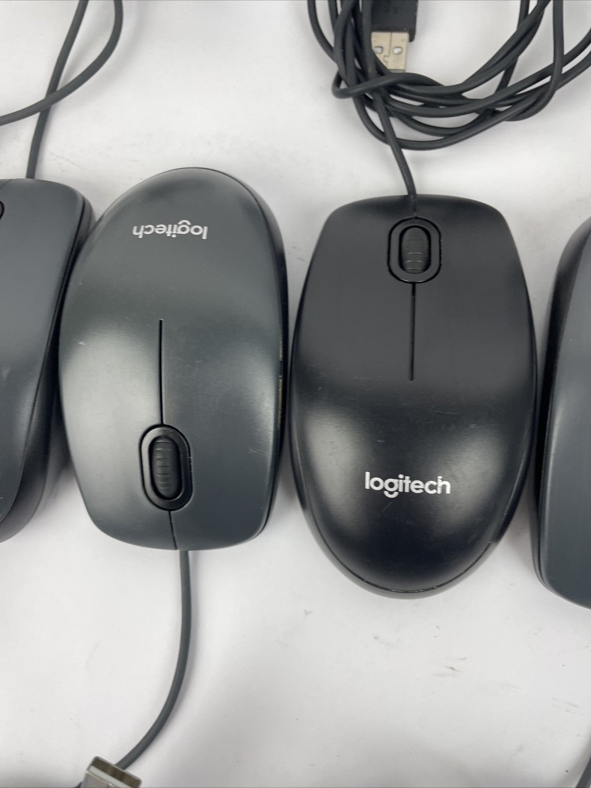 Lot of 11 Logitech Optical Corded Mouse USB 3 Button Computers B100 M100 Assorte