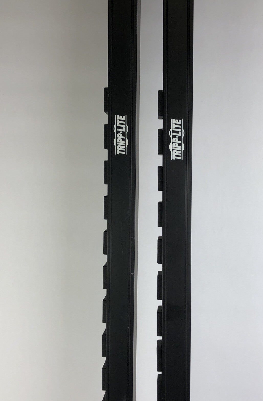 LOT of 2  Tripp Lite PDU Metered 120V 20A 28 Outlet PDUMV20- NEEDS CORD LOOK