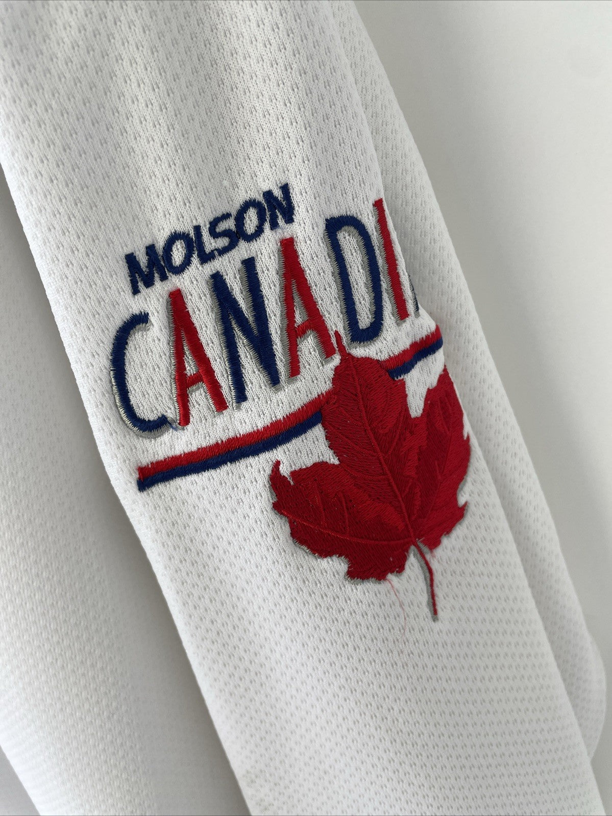 Molson - " I Am Canadian " Beer Hockey Jersey Sz Large Calhoun Sportswear VGC
