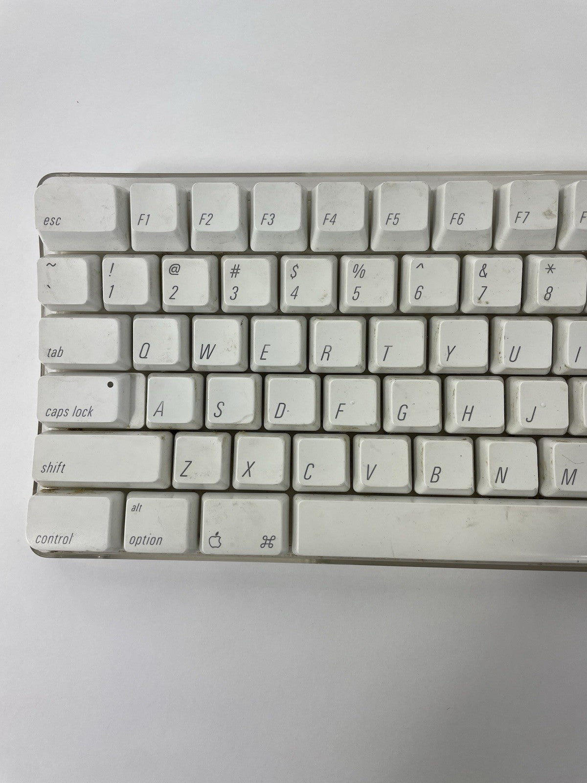 Apple Wireless Keyboard w/ Numeric Keypad A1016