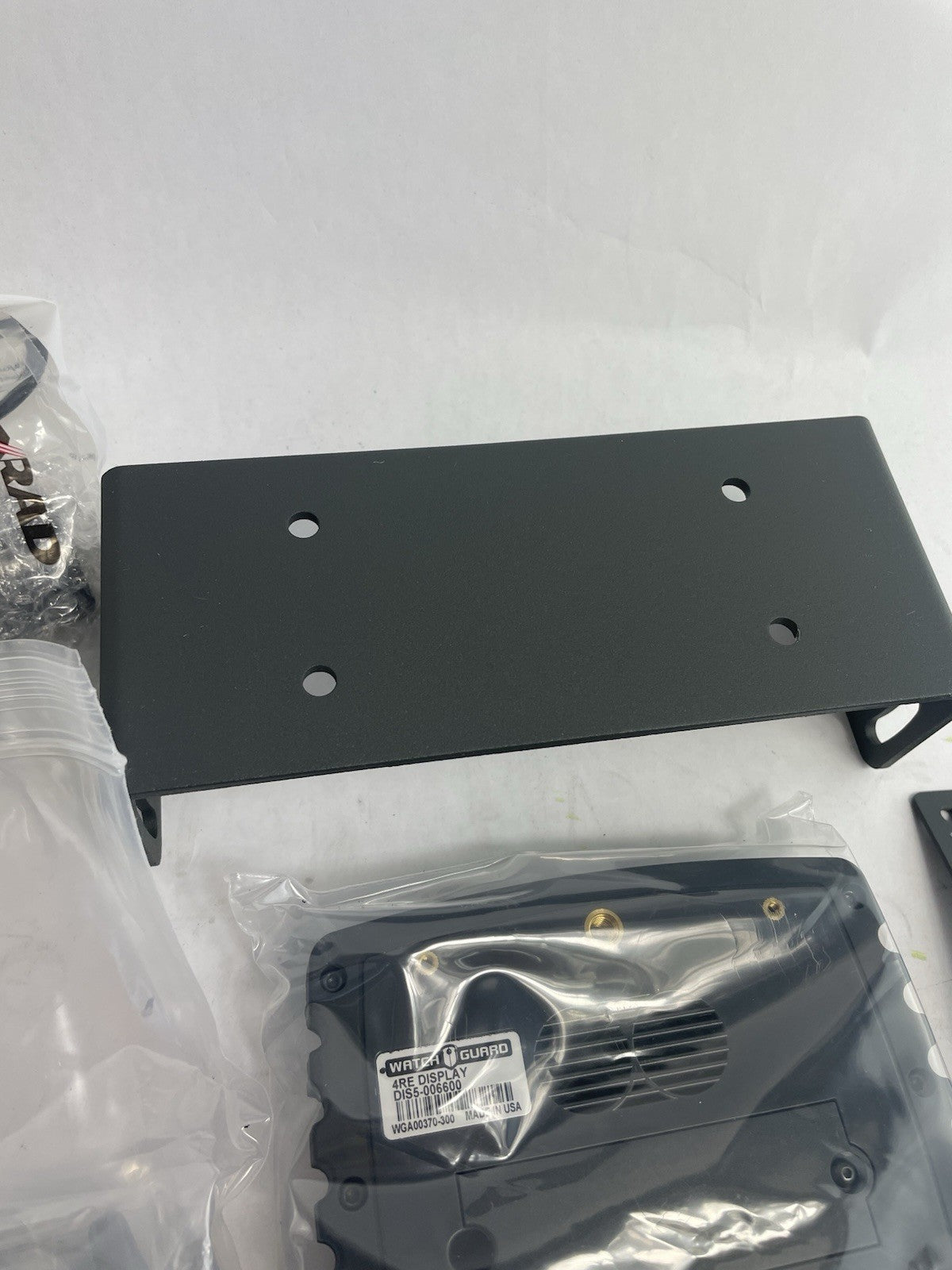WatchGuard 4RE DVR Video System with LCD Display WGA00370-300 with brackets