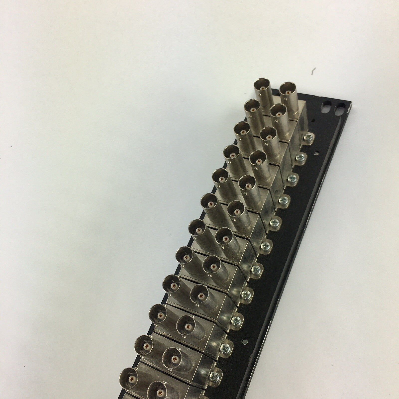 Bittree Patchbay 2WTHD LOW DENSITY STANDARD WECO, 2X26, 2 RU - PAINT FRONT