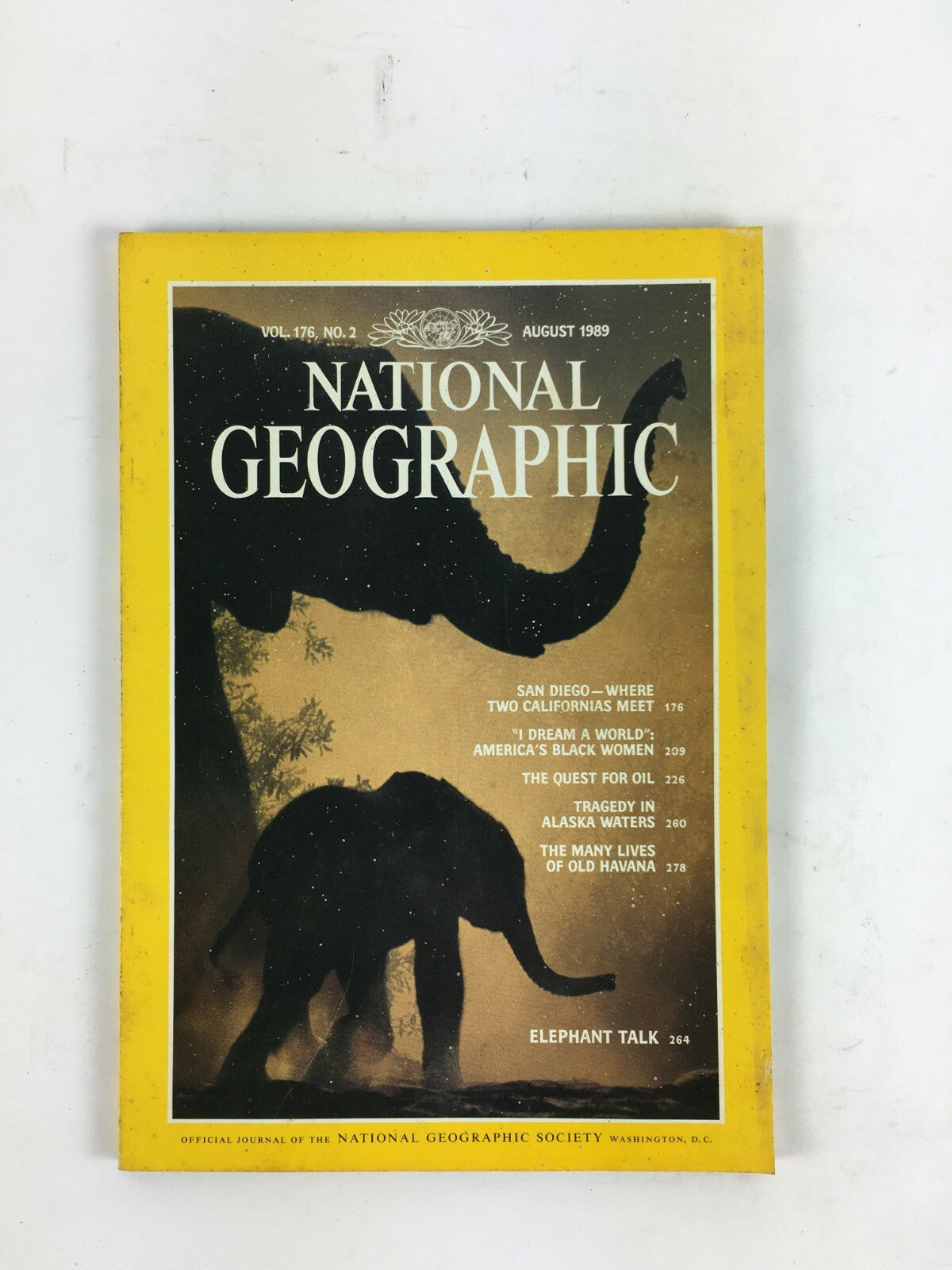 August 1989 NationalGeographic Magazine Elephant Talk SanDiego The Quest for Oil