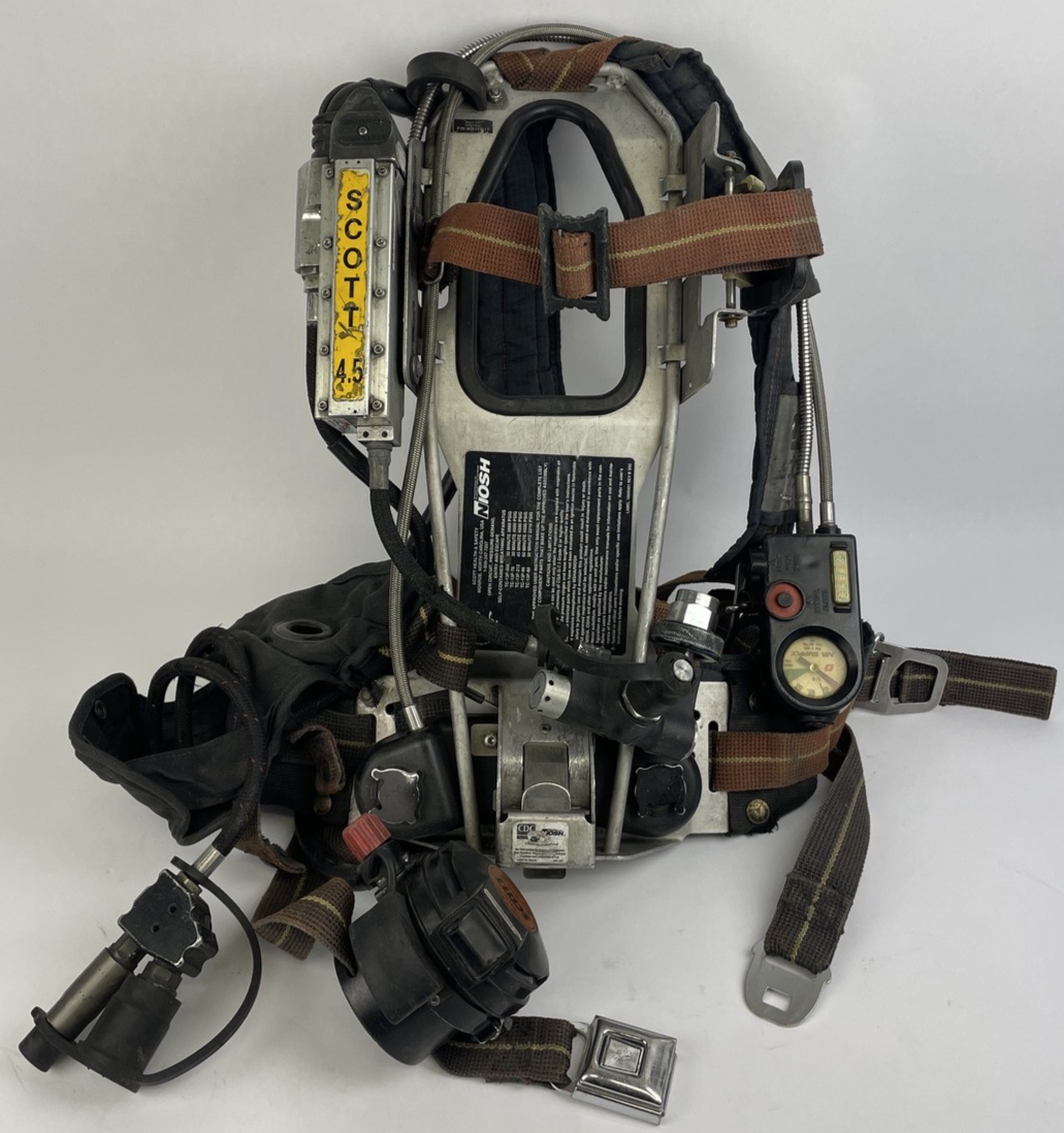 SCOTT SAFETY 4.5 4500 SCBA Air Pack Harness EZ-Flow Air Pak Plus w Sensor LOOK