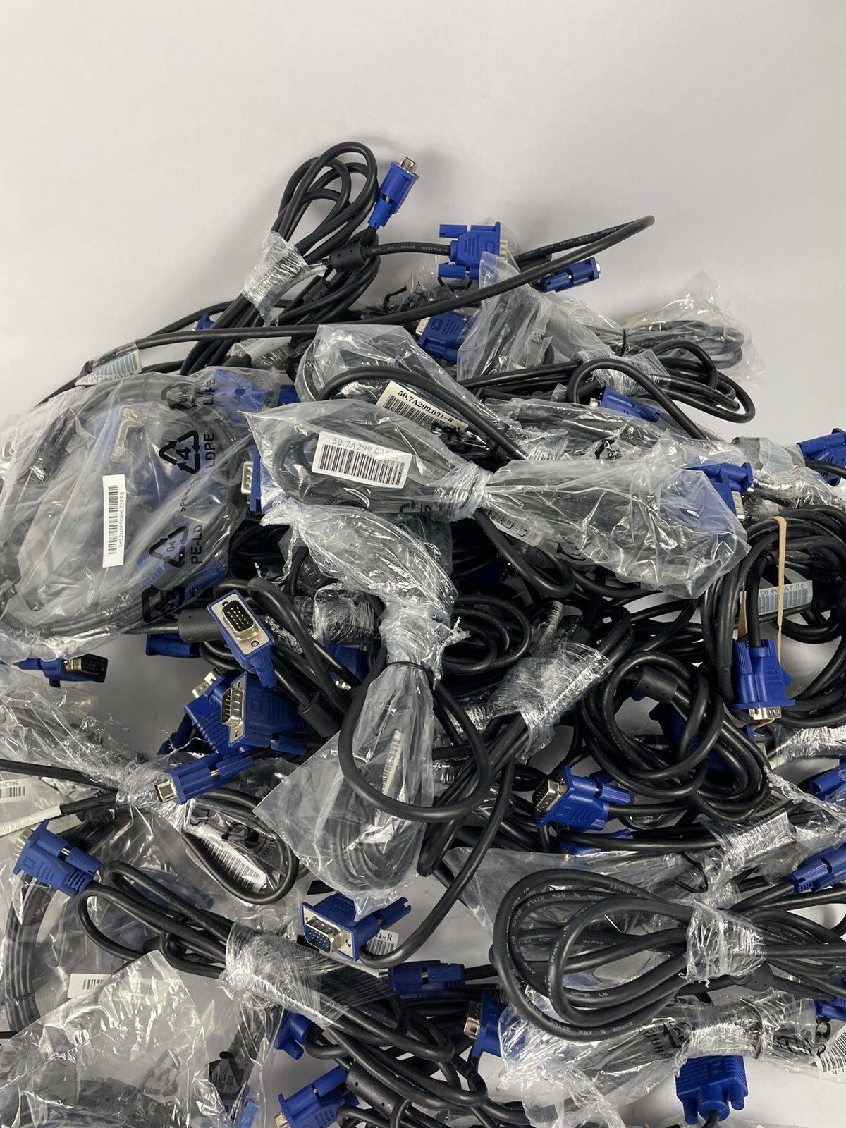 Lot of 50 : HP Dell VGA Male To Male VGA Monitor Extension Cord Cable