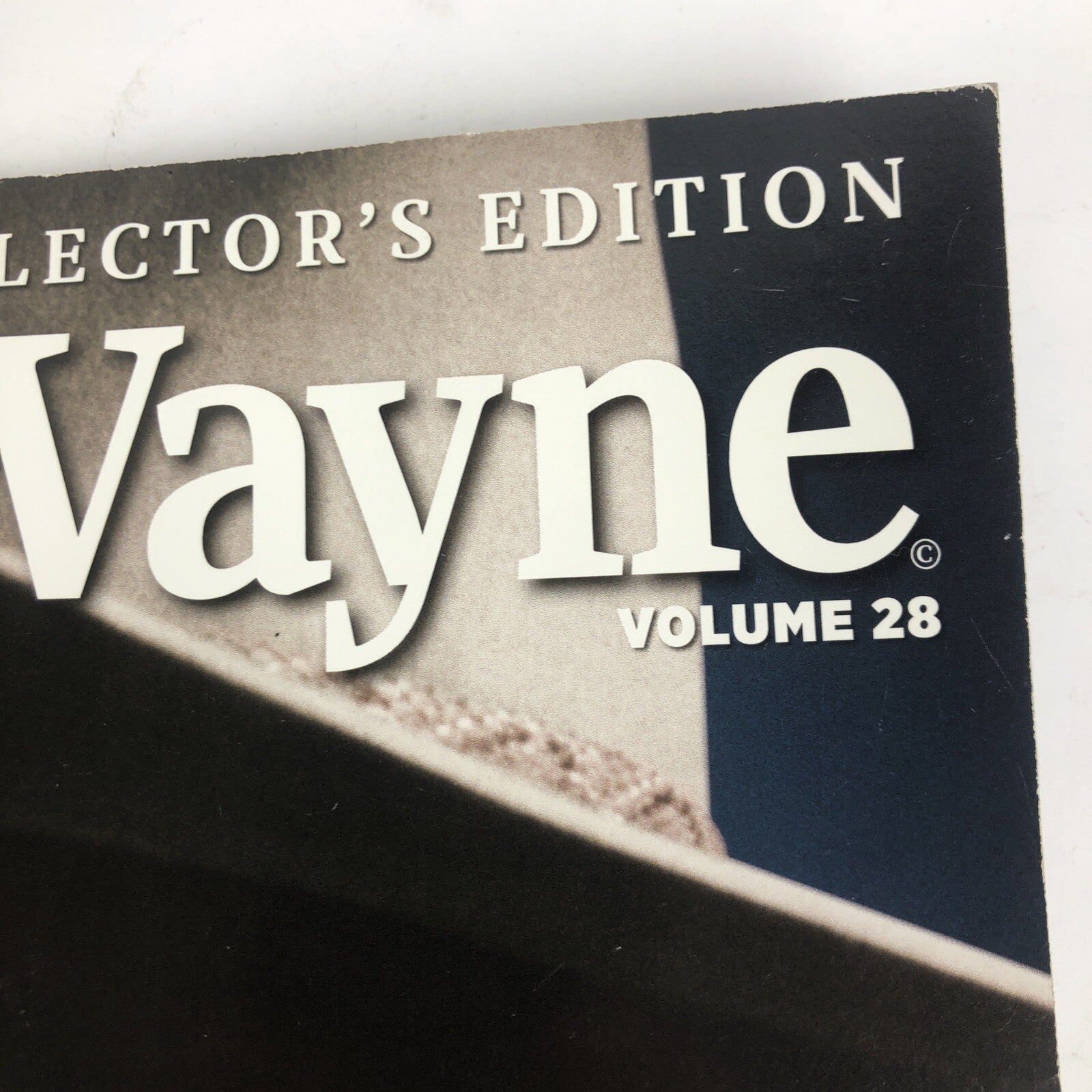 JOHN WAYNE THE OFFICIAL COLLECTOR'S EDITION VOLUME 28 DUKE'S CODE FOR LIFE 2019