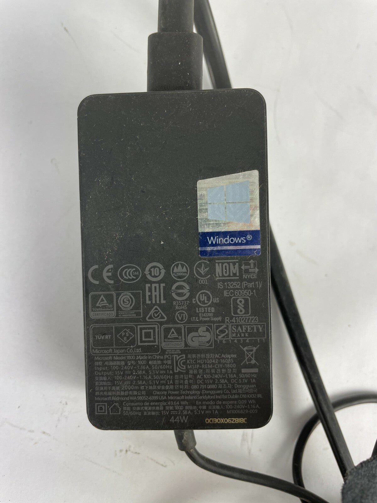 Genuine Microsoft 1800 AcAdapter Output 5.1/15V 1/2.58A Power Supply Adapter A97