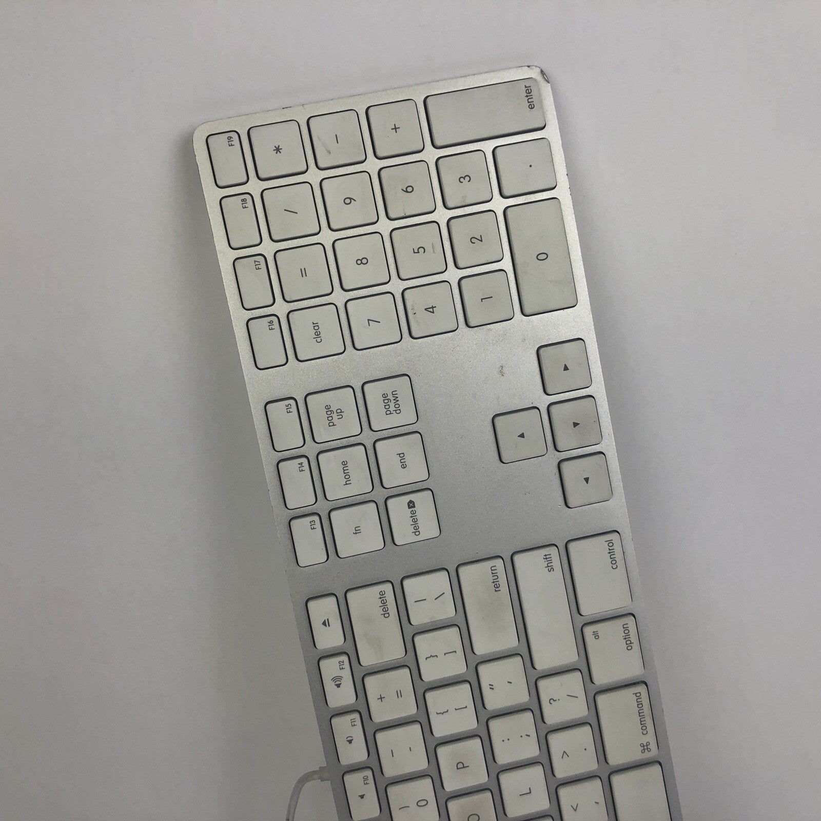 OEM Apple A1243 USB Wired Standard Keypad - White / Silver  - 1