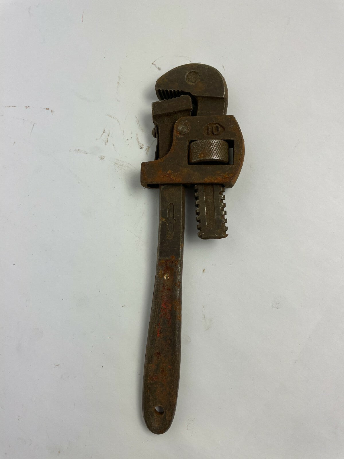 Henry and Allen heavy duty iron straight pipe plumbing wrench tool