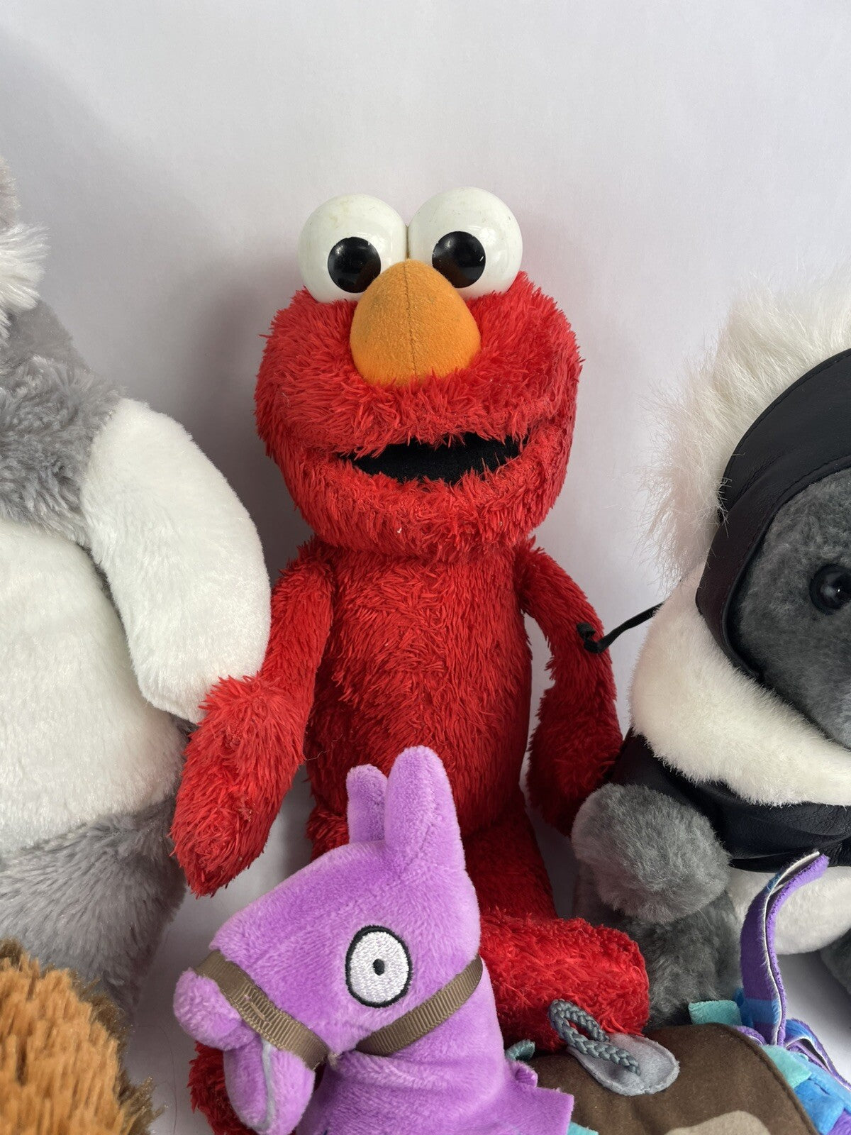 Lot of 5 : Bundle plush Elmo Fortnite Star Wars Great Wolf Lodge Stuff Animals