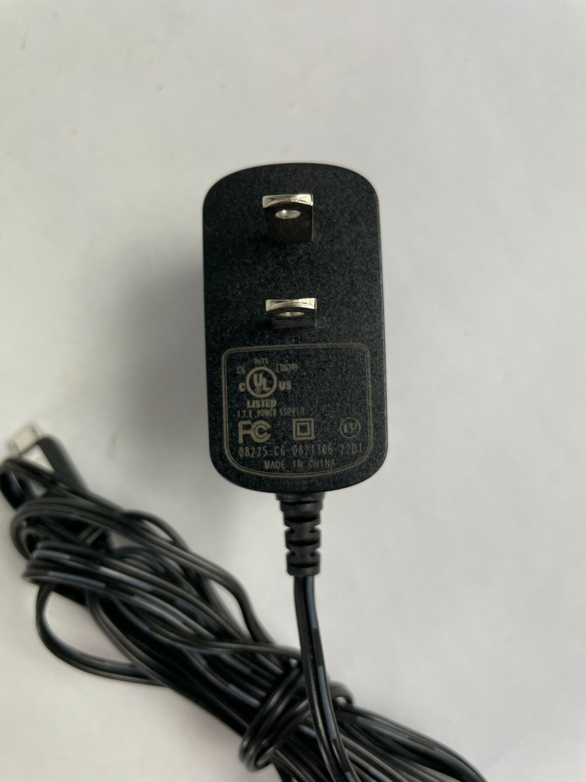 Genuine ITE AC Adapter Power Supply Adapter A51