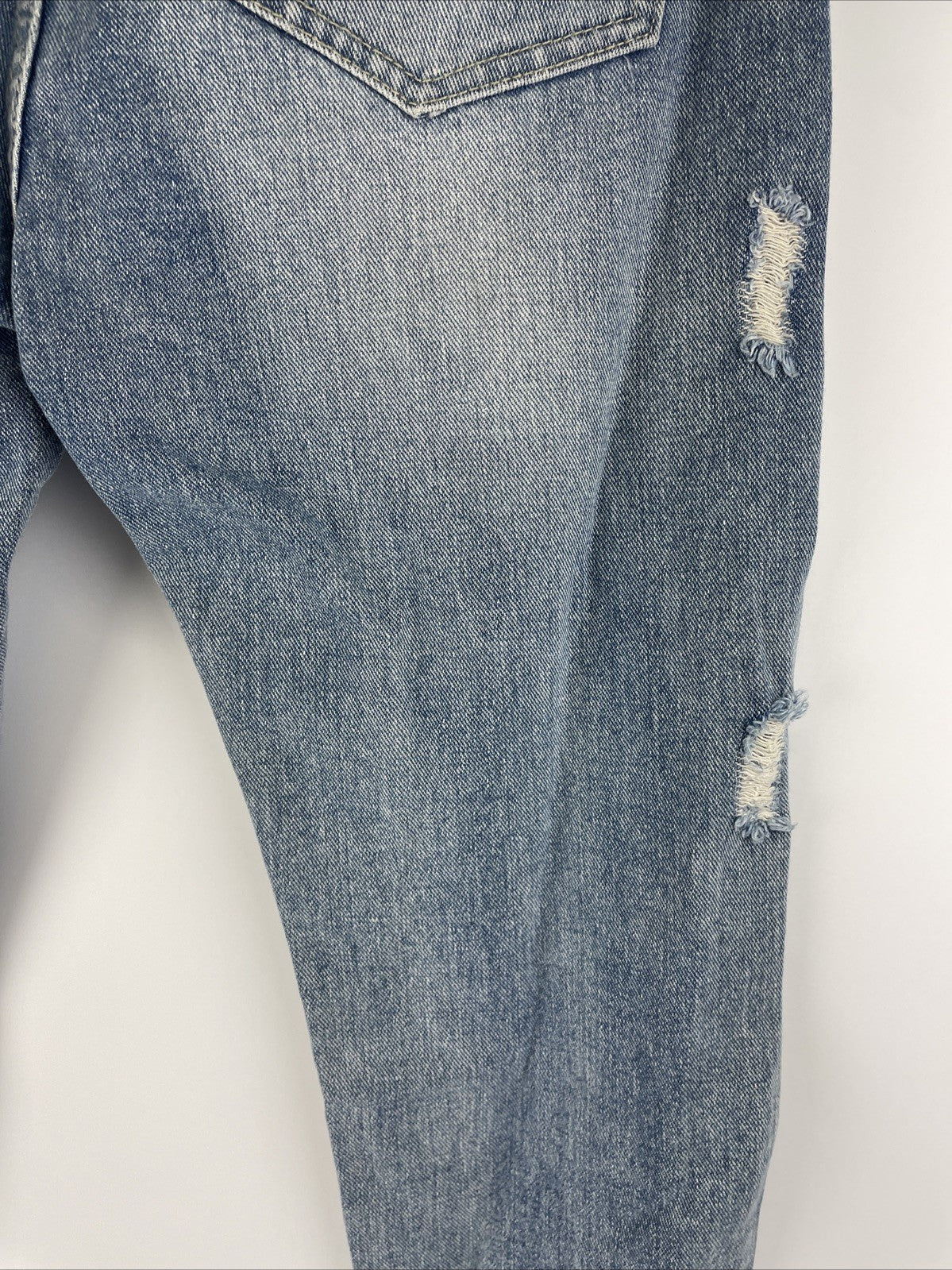 Yarner USA Distressed Torn Jeans Women's Size 11 High Rise Waist Light Blue Wash