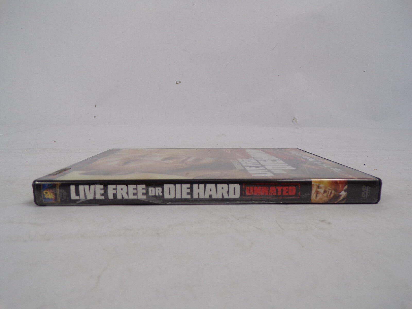 Live Free or Die Hard Bruce Willis Unrated Action Thriller DVD Movies