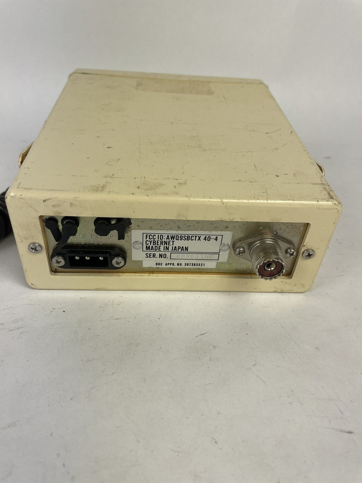 Cybernet CTX 40 4 Marine Citizen Band Radio 40 Channel - Look