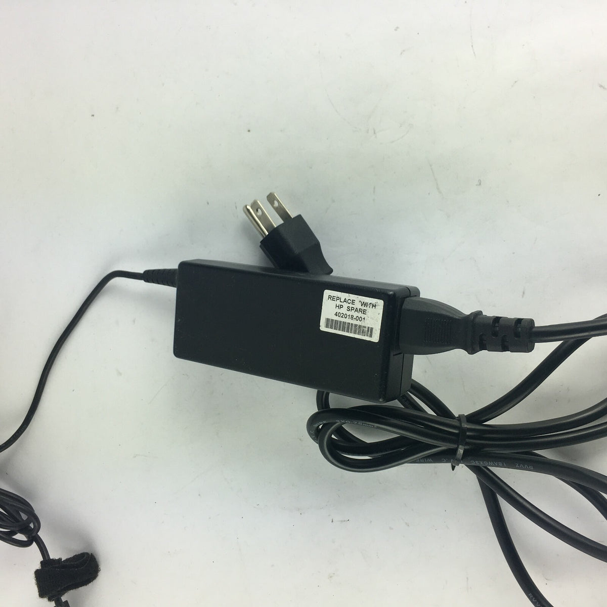 Genuine HP PPP009D 380467-005 Output 18.5V 3.5A Power Supply Adapter A4