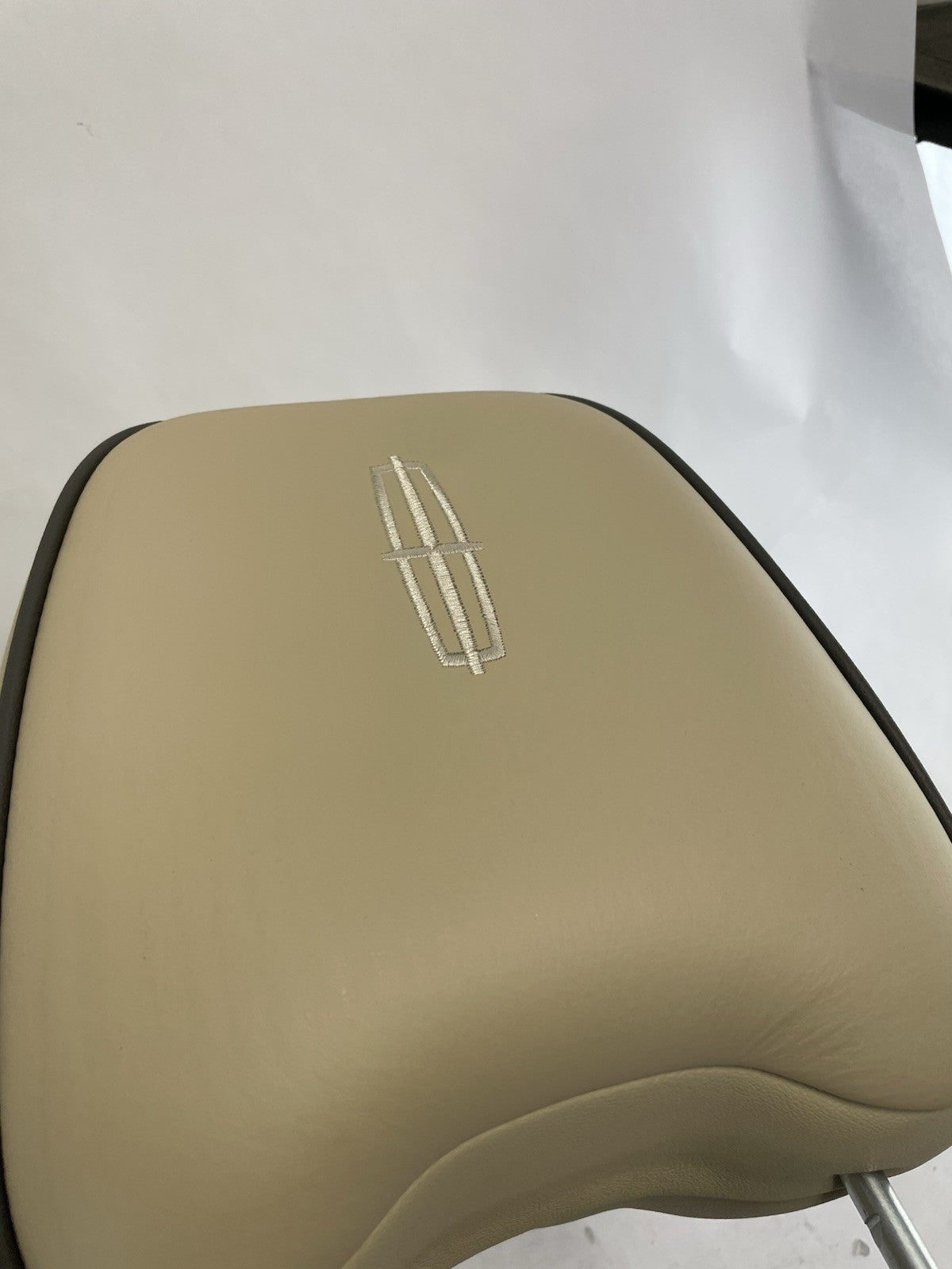 OEM Lincoln Navigator front headrest tan beige leather 2007-2014