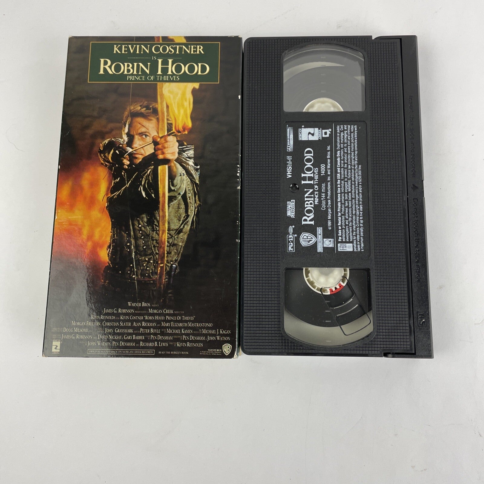 Kevin Costner is Robin Hood : Prince of Thieves (VHS, 1991) PG-13 BASF - LOOK