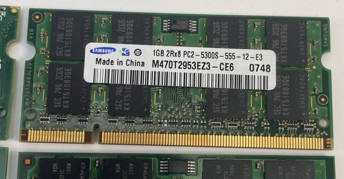 Assorted Hynix Samsung + RAM 15GB total Lot of 8 Units