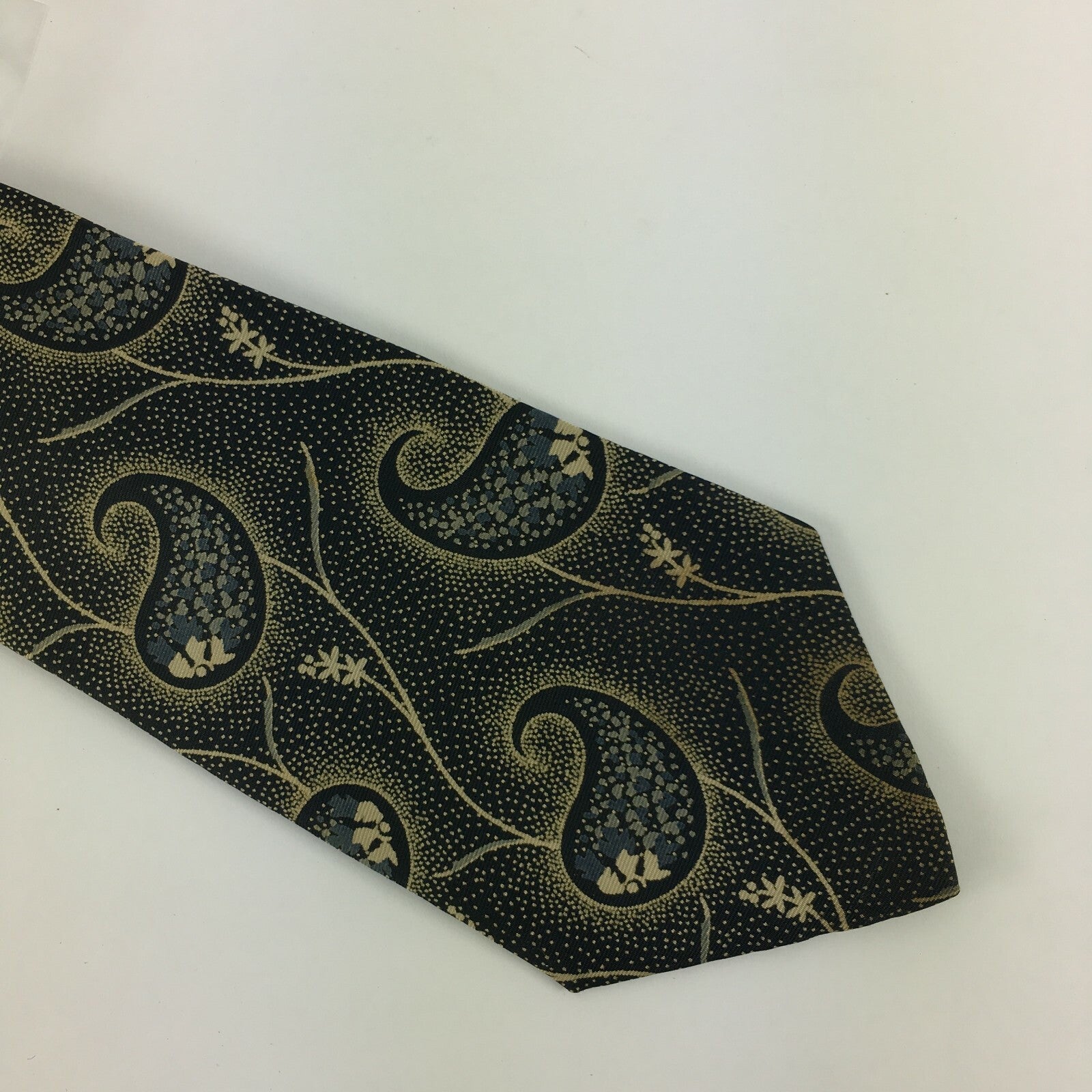 Genuine Pierre Cardin 100%Silk Handmade Stylish Formal/Casual Tie Multi Coloured