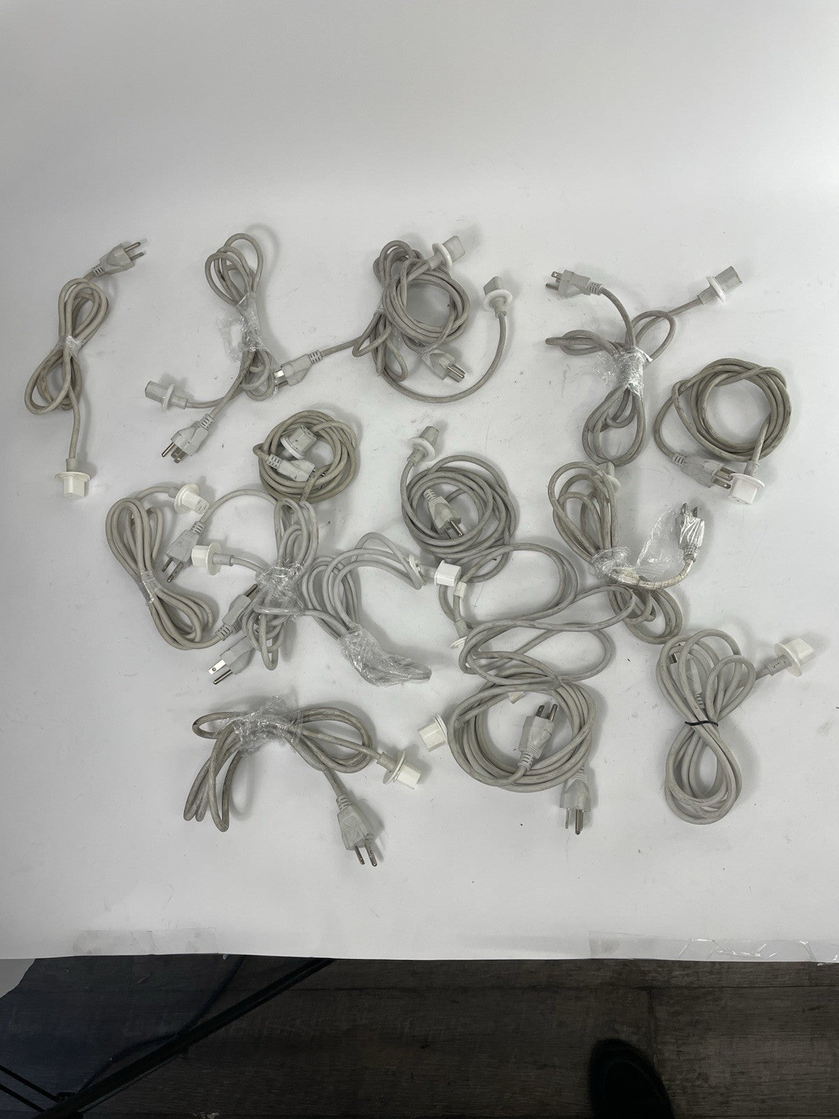 Lot of 16 Apple iMac Power Cords 6ft 2-Prong & 3-Prong OEM Assorted Cables