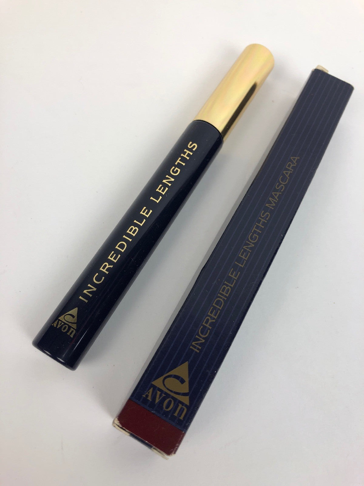 Rare NOS Avon Incredible Lengths Long And Strong Mascara - Fast Free Shipping