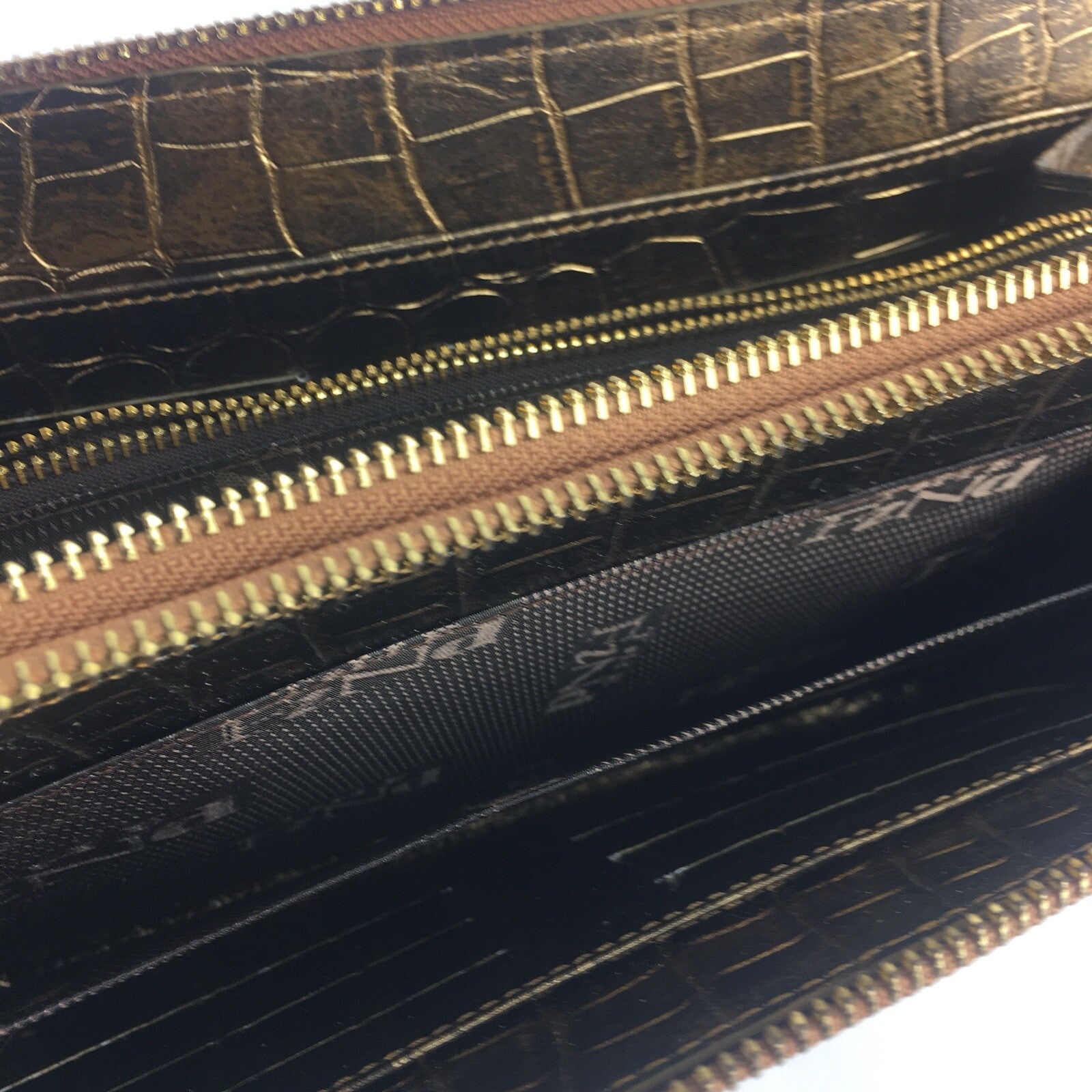 The Find -  Faux Gold Leather Hand Purse 