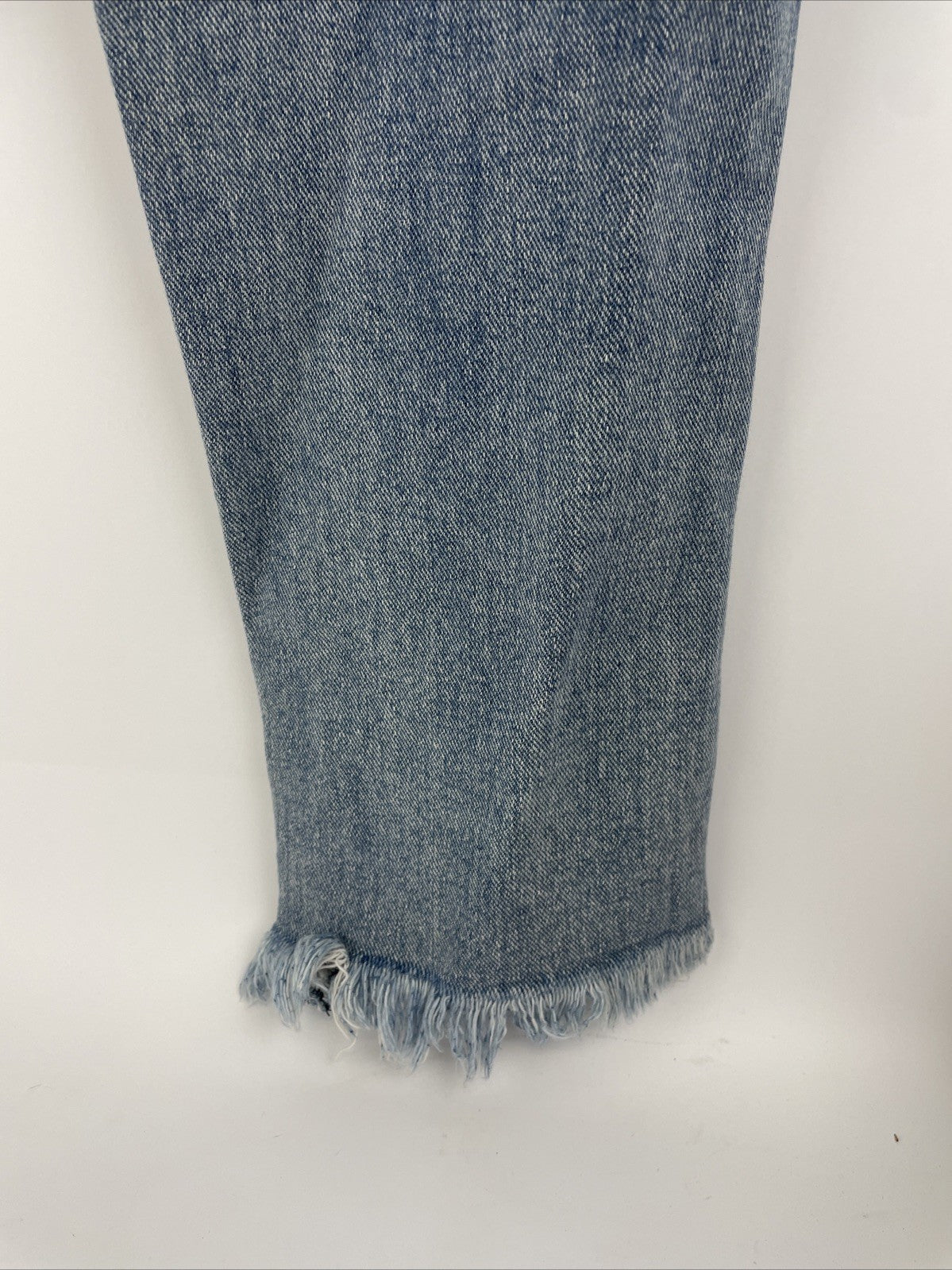 Yarner USA Distressed Torn Jeans Women's Size 11 High Rise Waist Light Blue Wash