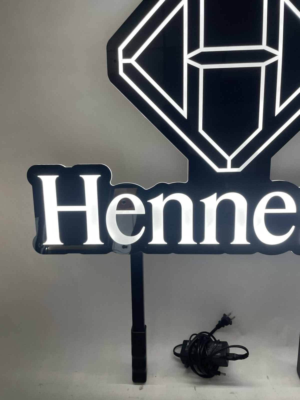 Hennessy NBA Basketball Led Bar Sign Man Cave Garage Light Wireless with Charger