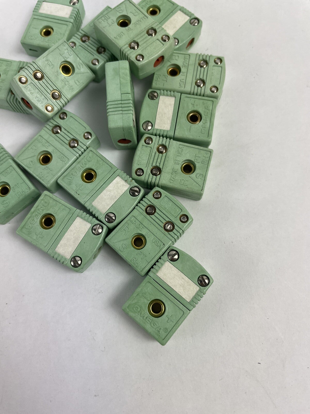 Lot of 17: Omega Female Nickel-Zinc Ferrite Core R/S Thermocouple Connectors