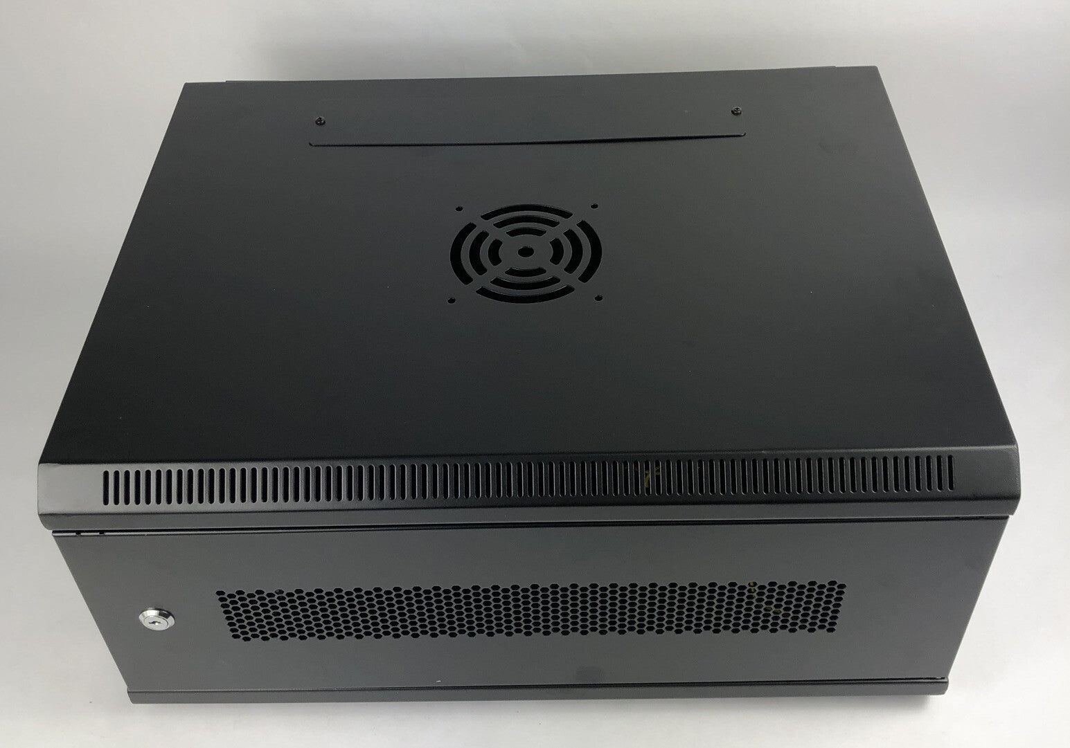 Fibretronix Rack Enclosure Steel Locking Storage Case 23.5"x17.5"x11" Wall Mount