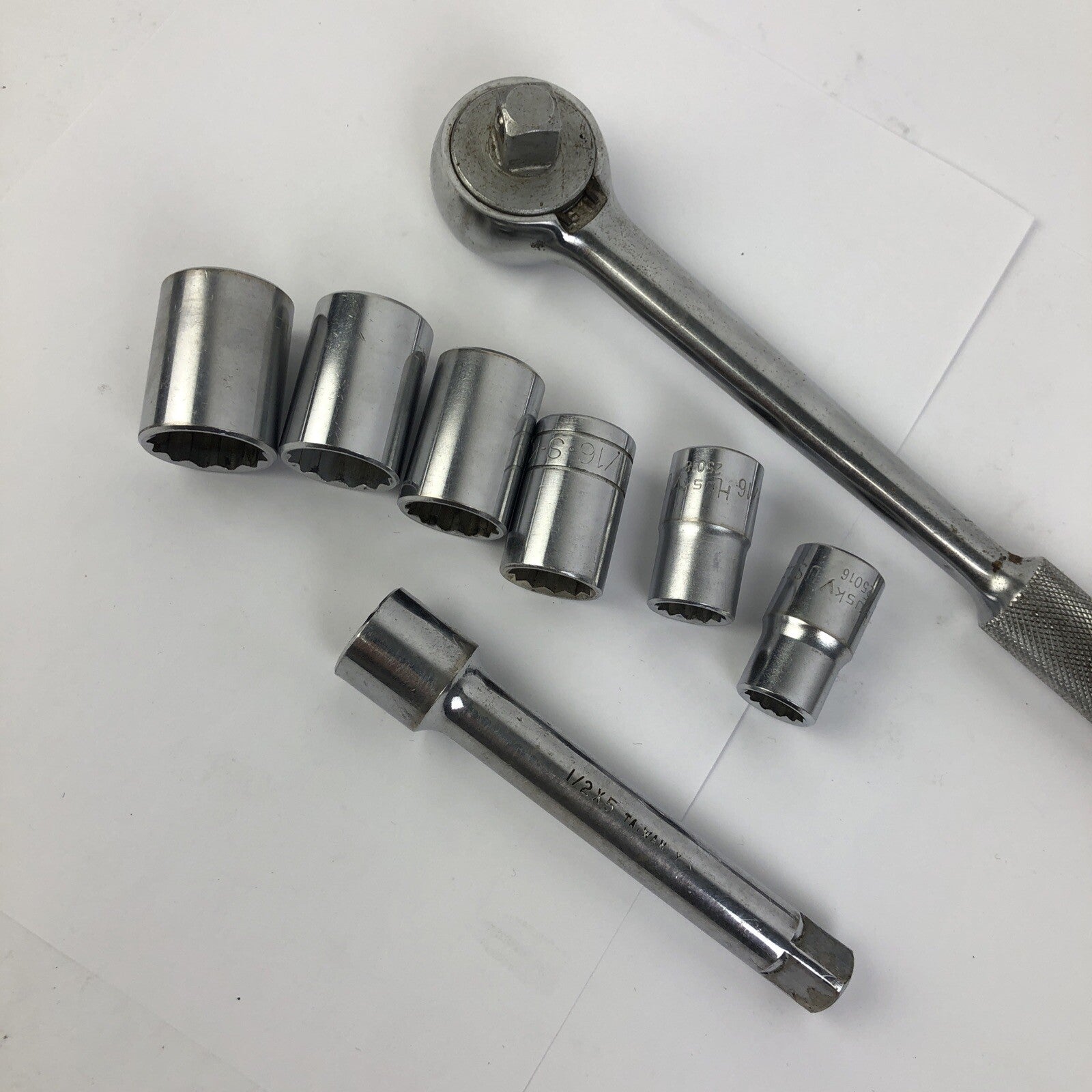 S-K TOOLS 1/2" DRIVE RATCHET - SOCKET WRENCH SK 42470 w 6 Sockets and Extension
