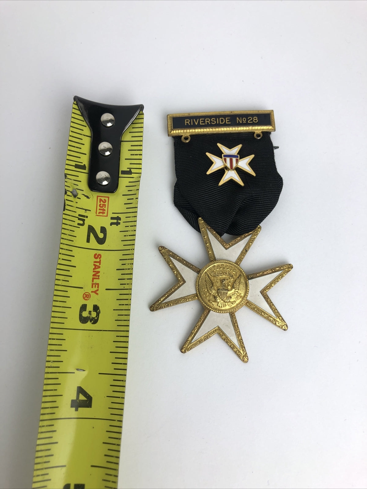 Vintage Ames Medal Masonic Iron Cross Pluribus Unum Riverside No. 28