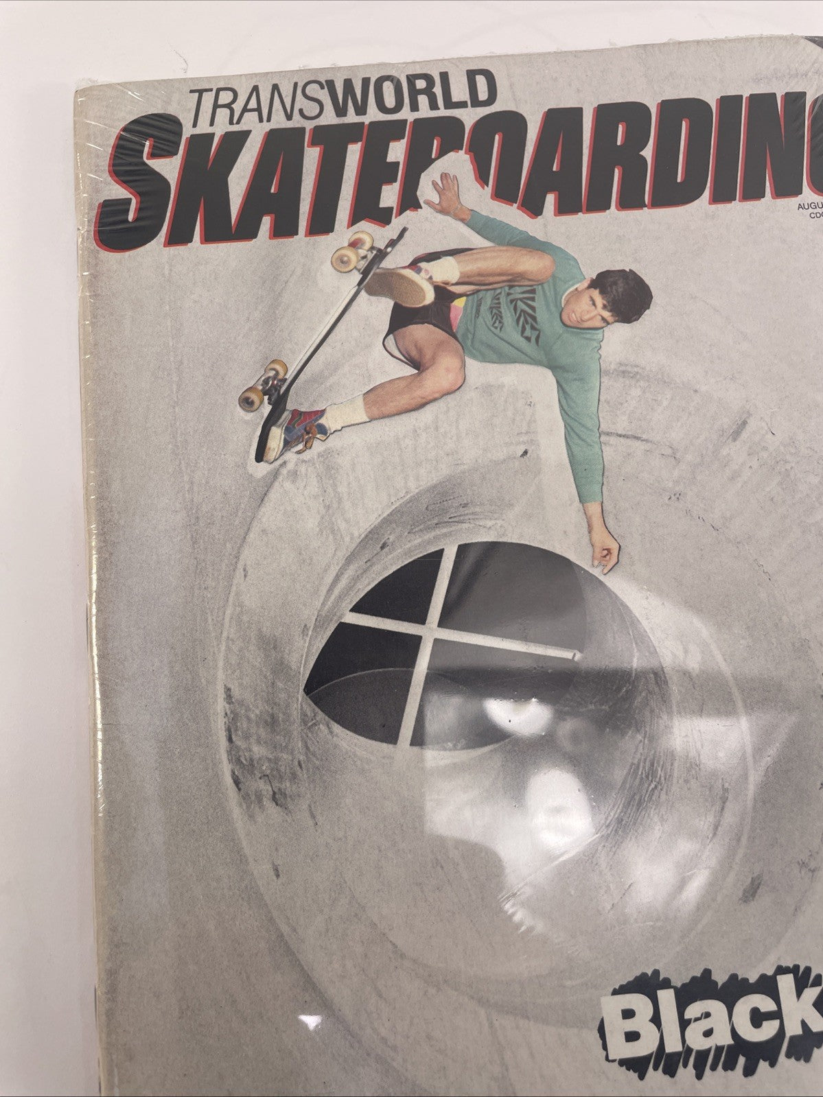 August 1986 - TRANSWORLD SKATEBOARDING MAGAZINE EDDIE REATAGUI * CHRIS WHITE