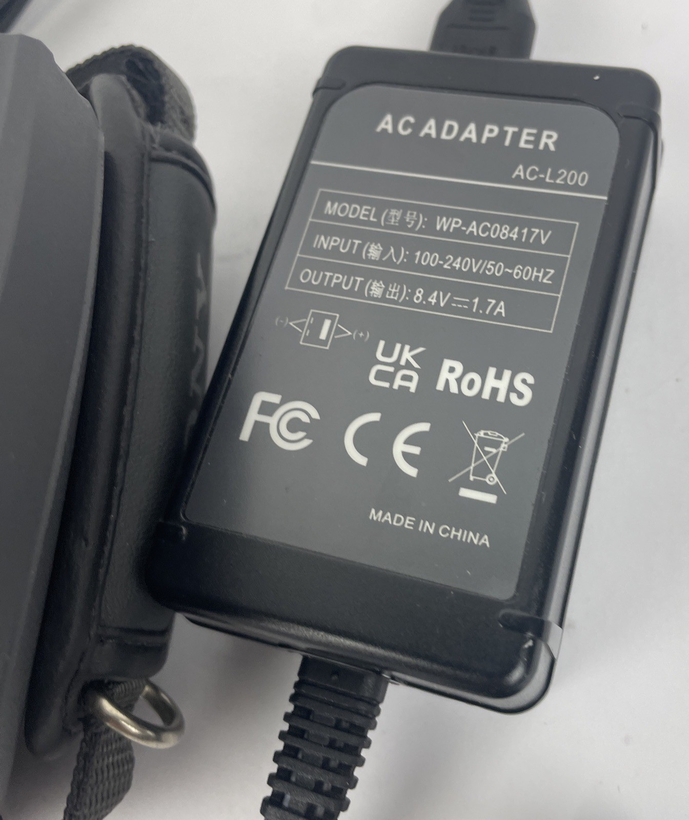 Sony DCR-HC28E MiniDV Digital Video Camera Handycam For Parts Or Repair Charger