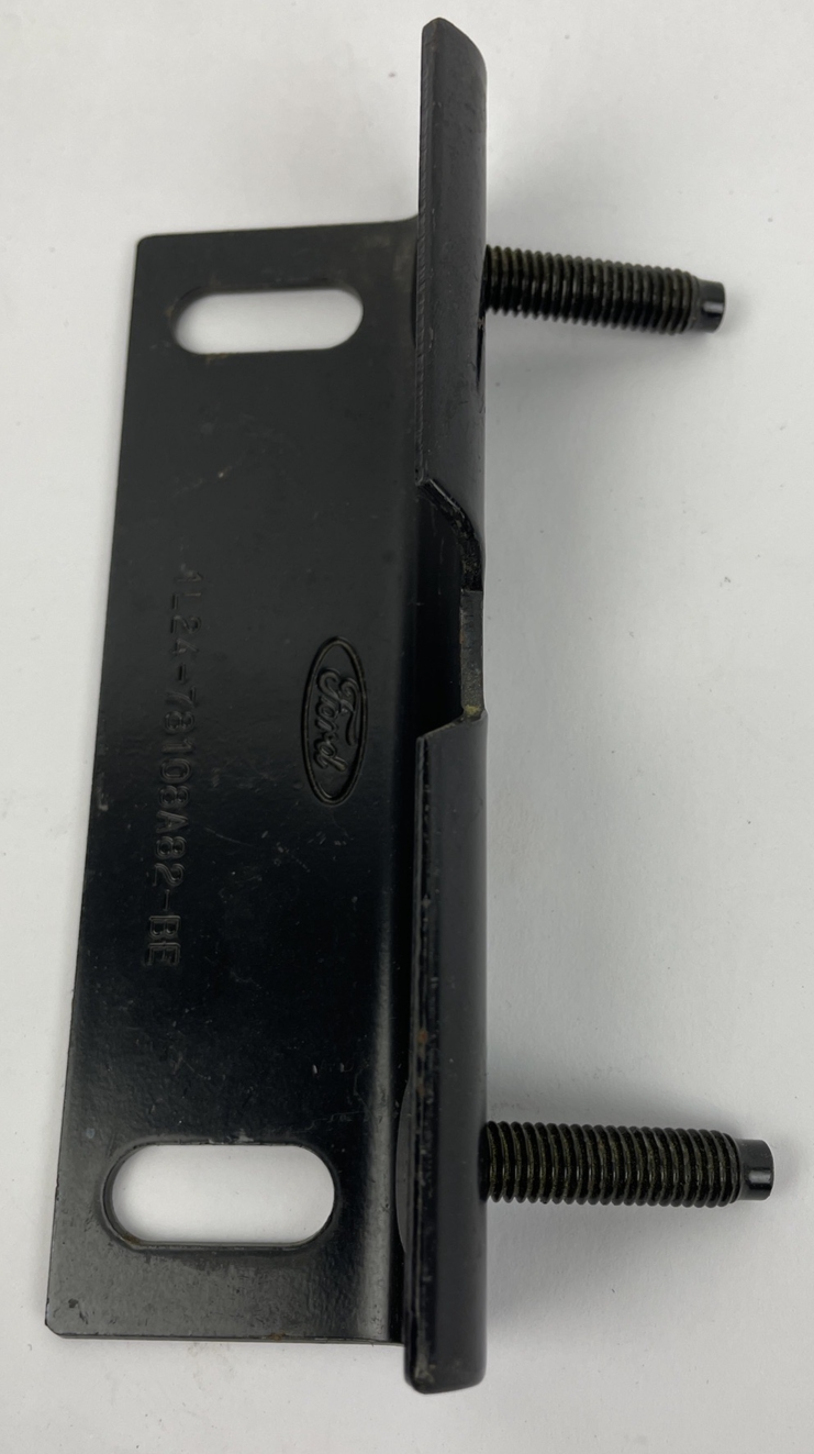 Quantity 1 x NOS OEM 1l24-78108a82 BE Ford Bracket