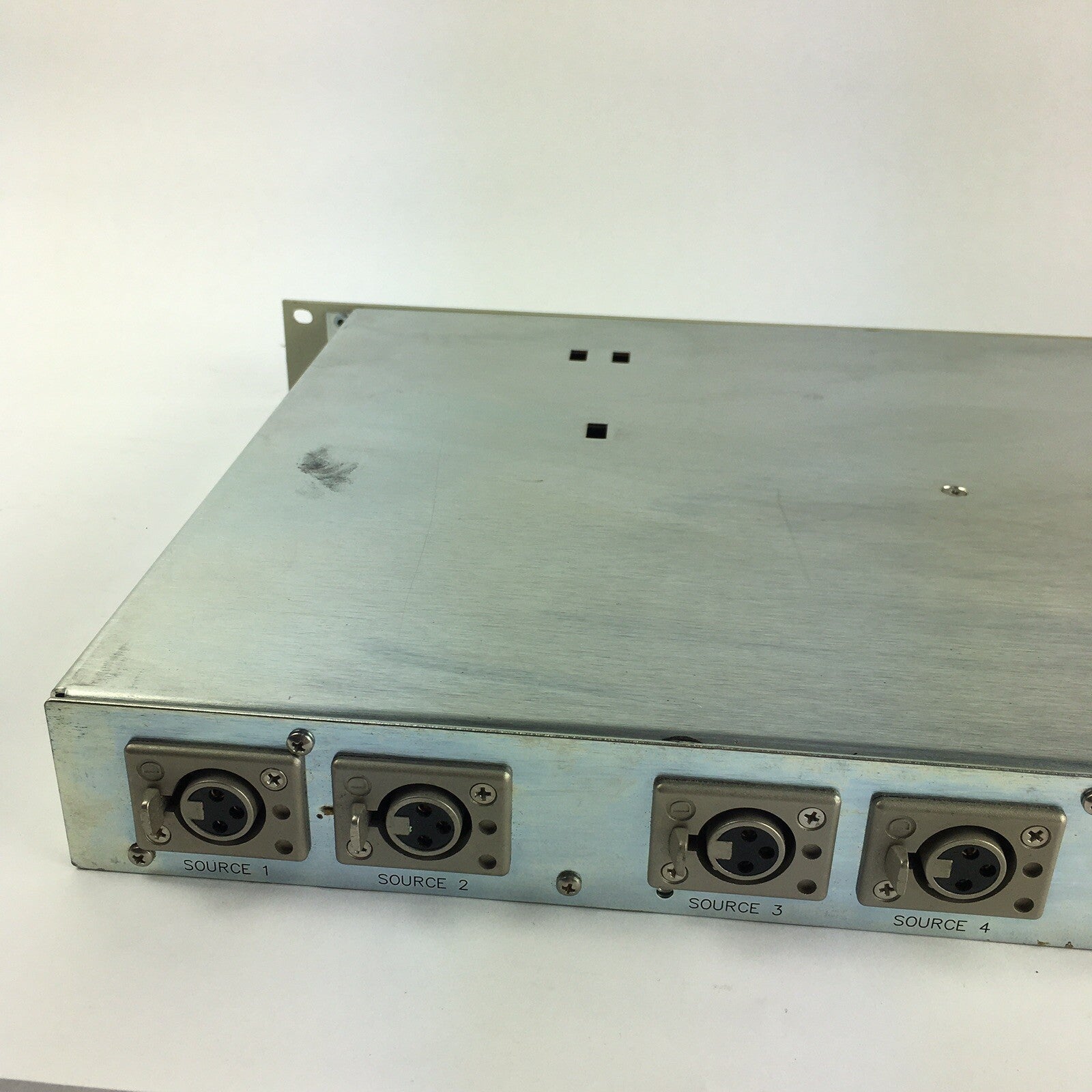Wohler AMP-1A Stereo Analog Audio Confidence Monitor Amplifier Speaker Panel 1U