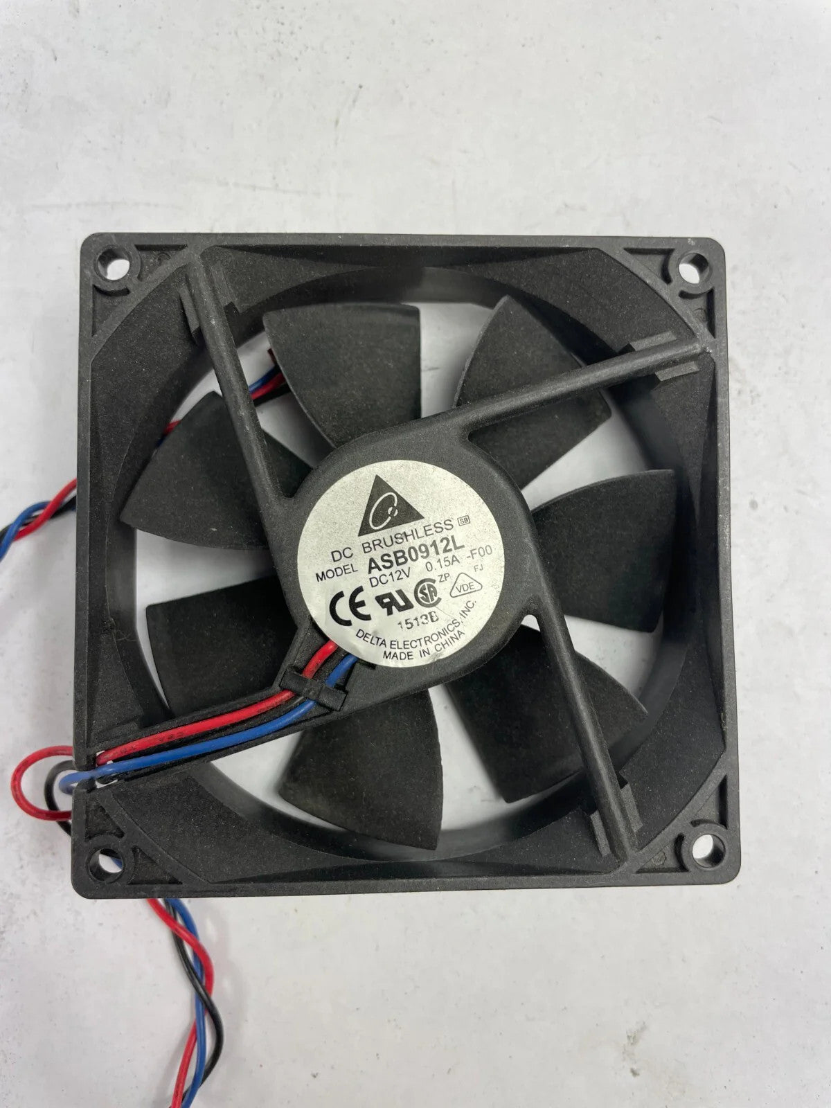 JMC/DATECH DS9238-12HBTL-A DC Brushless Fan DC 12/V 2 - Wire CPU Cooling Fan