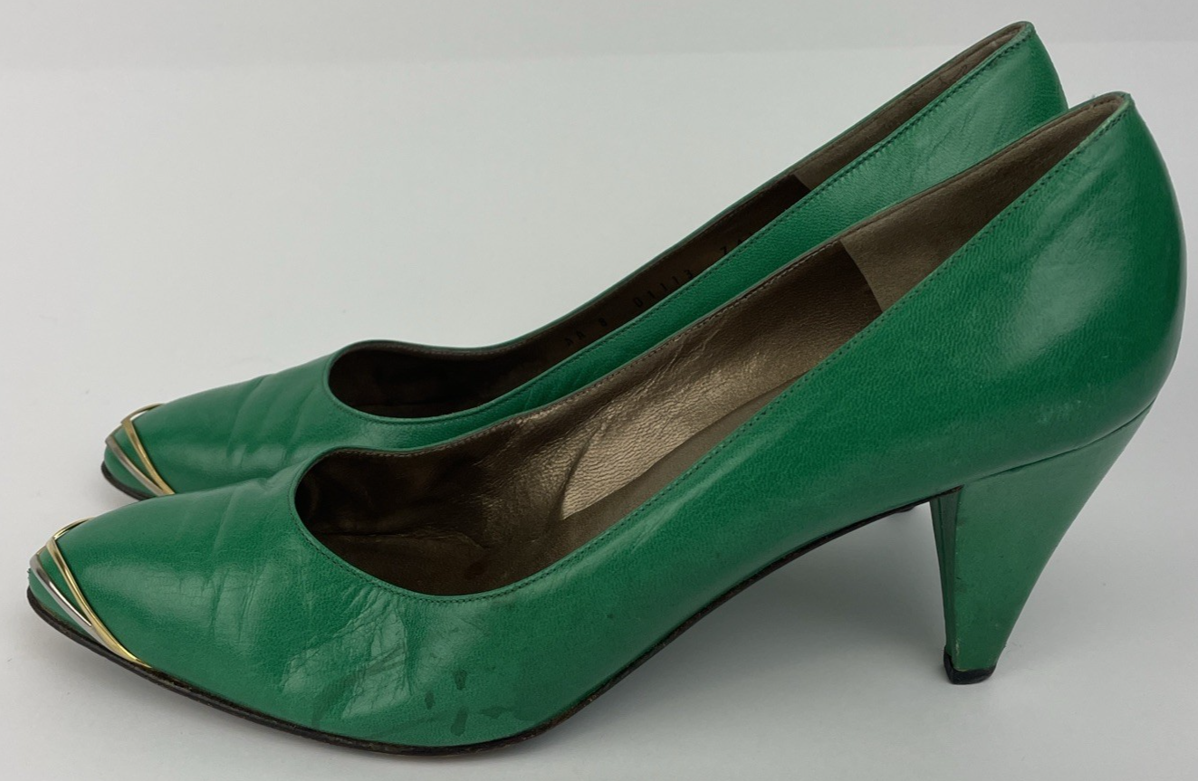 Bruno Magli Green With Gold Closed Toe Stiletto Pumps U.S. Sz 8 AA Made in Italy