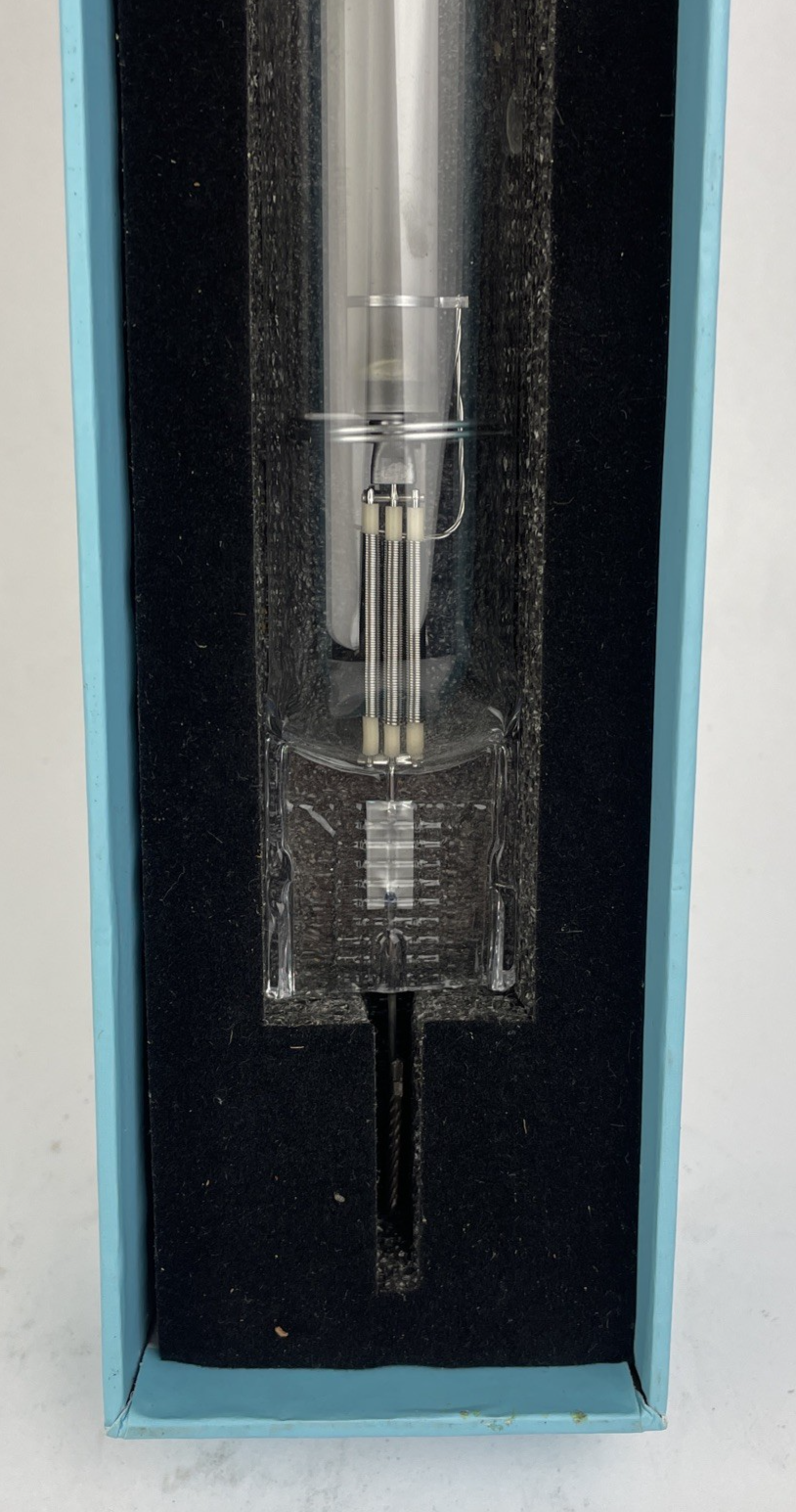 Solis Tek Double Ended 1000w DH Metal Halide - 4k White - Quality Plant Growth
