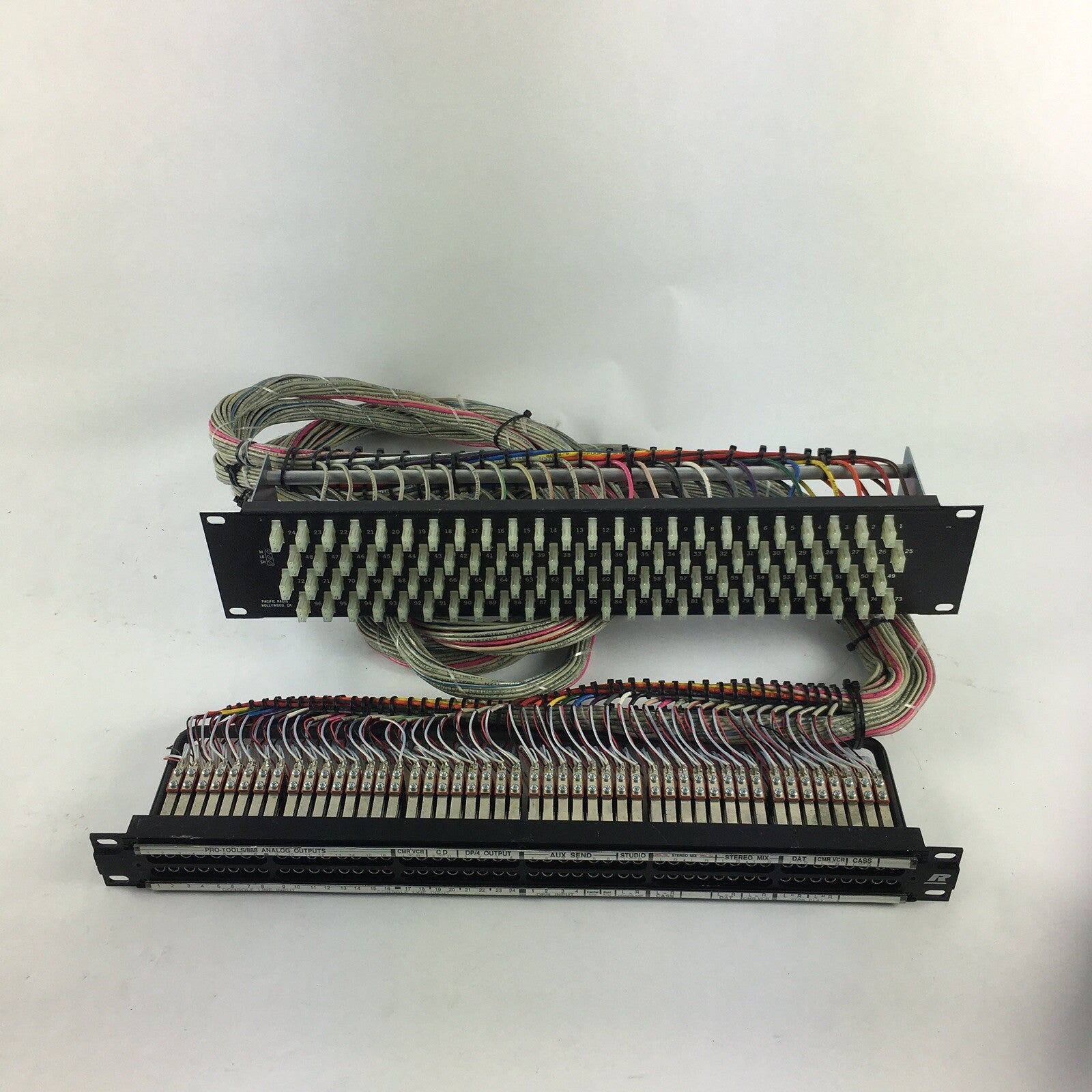 BLACK Rean Neutrik TT Bantam 96 Point Patch Bay Wired e3 panel 96 connectors FN