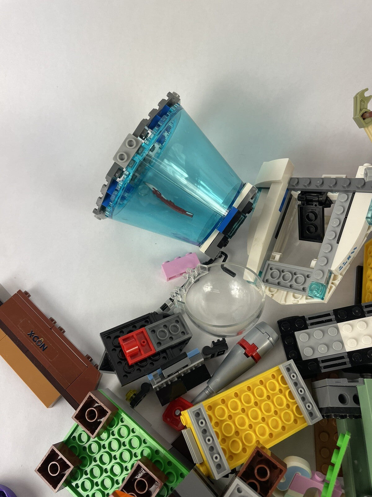 lot of LEGO 5 lbs Pounds Bulk Lot of Loose Legos Pieces Bricks Parts *CLEAN* L4