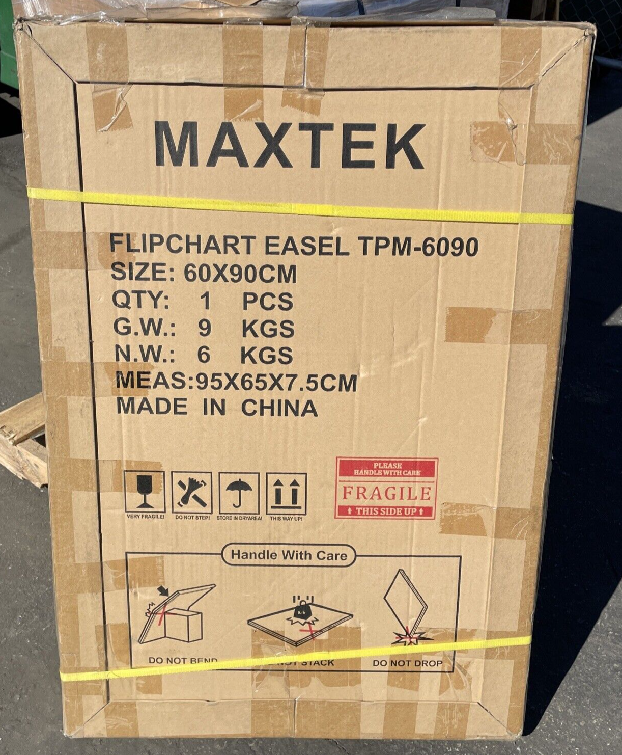 MAXTEK TPM-6090 , 60cm x 90cm 3'x 2' Glass Board Magnetic Dry Erase Board NOS